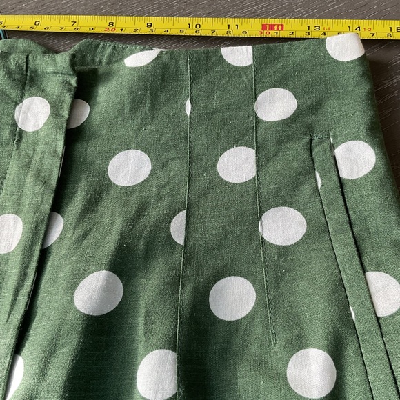 ZARA Light Summer Pants. Green & White Flat smooth Front with pockets. - Picture 4 of 8